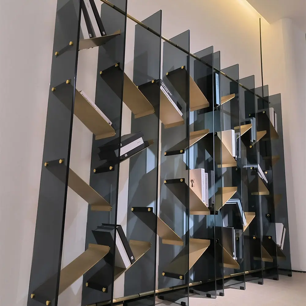 Durability and Robustness of Stainless Steel Display Shelves (6)