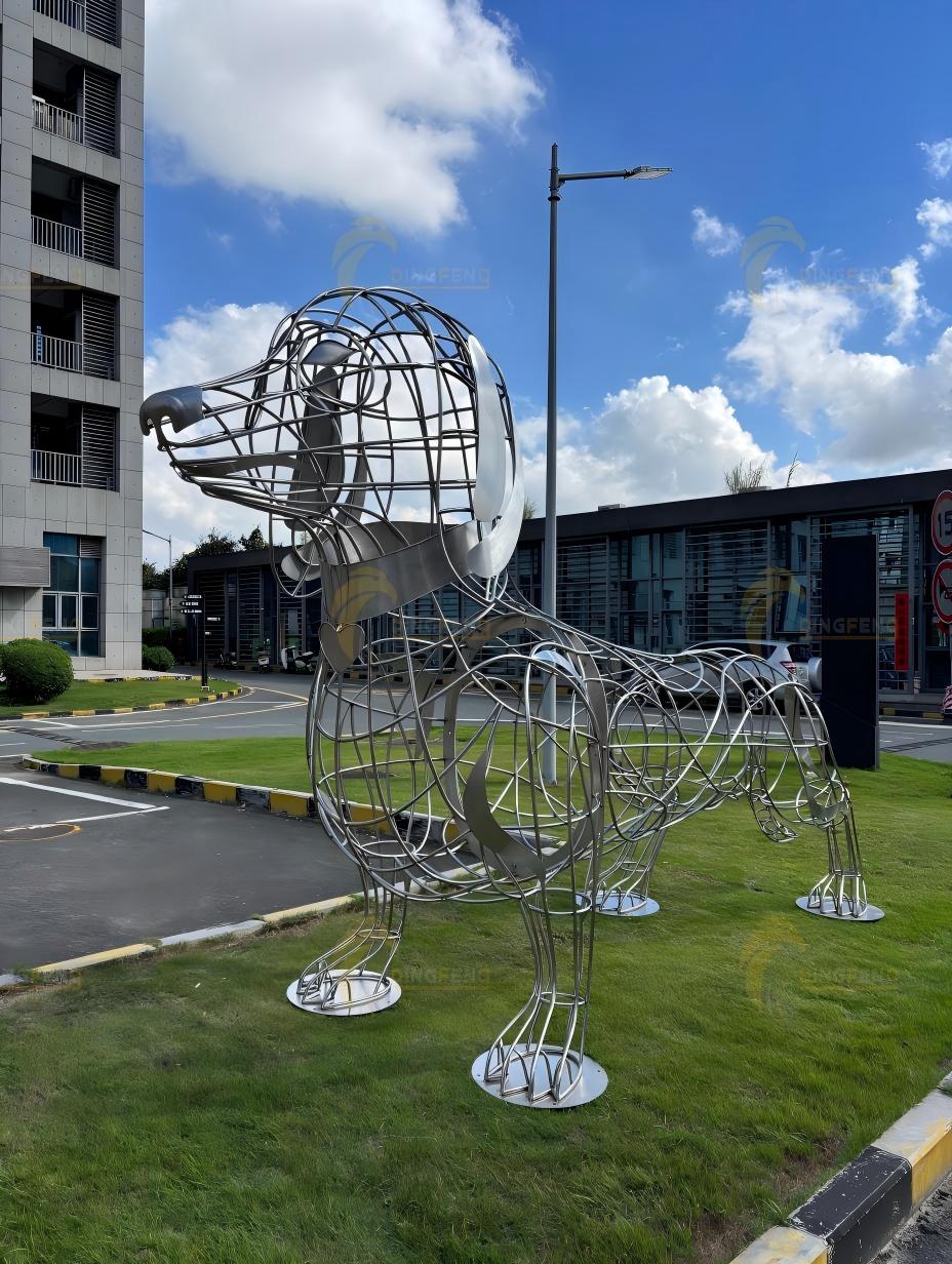 Modern Metal Animal Sculpture vendor