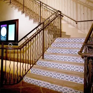 Custom Metal Outdoor Wrought Iron Staircase Villa Handrail Iron Railing