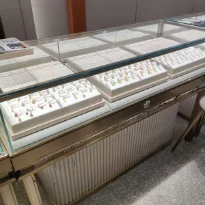 Factory making fashionable stainless steel jewellery cabinet