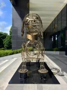 Custom Stainless Steel Dog Sculpture | Commercial Outdoor Art Installation